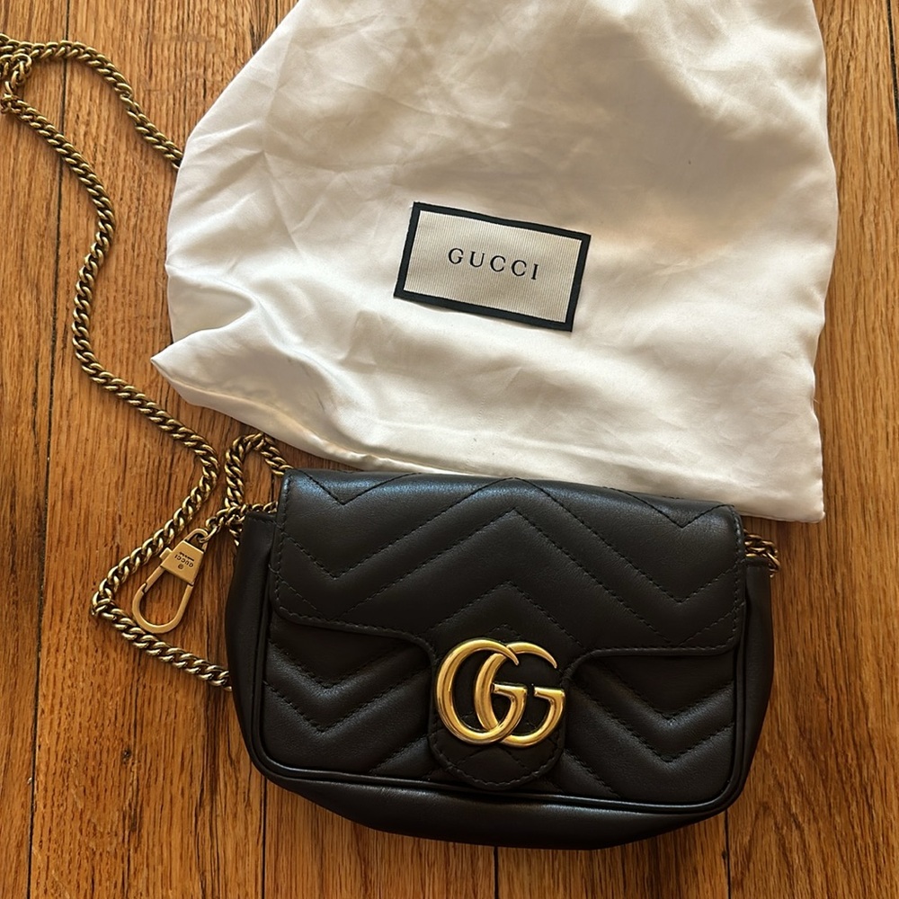 GG marmont super mini bag